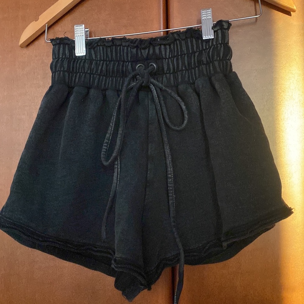 High-Waist Black Women’s Shorts with Drawstring